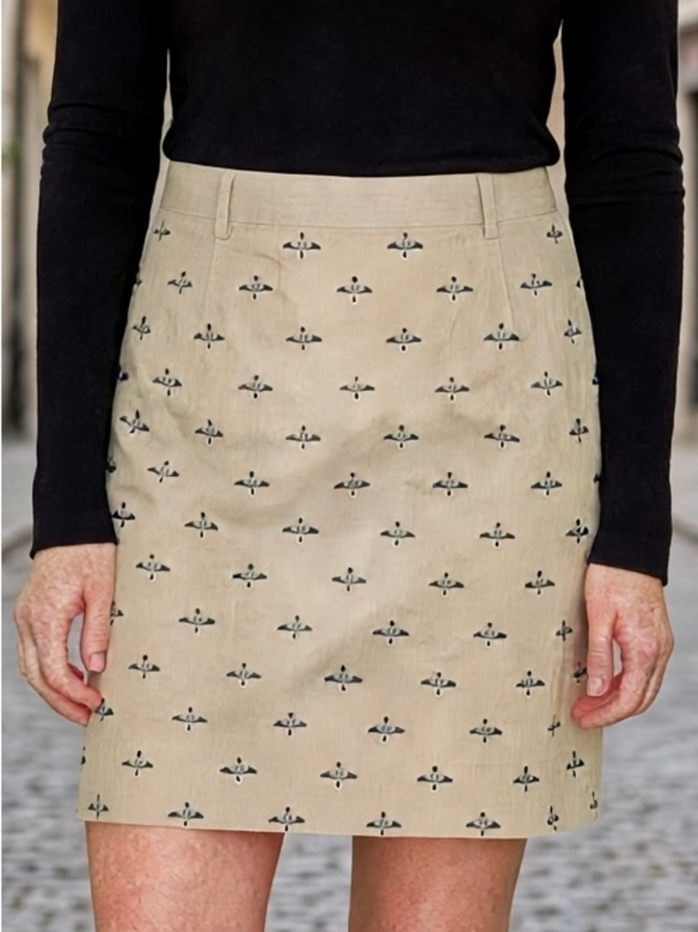 NWT GANT Duck Embroidered Fine Corduroy Mini Skirt Beige Tan US Size M